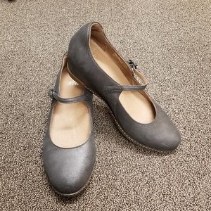 Dansko Loralie Burnished Calf - Grey Leather